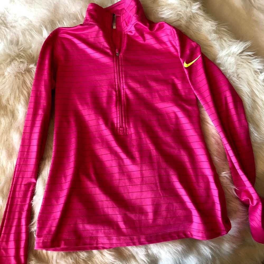 Nike dri fit pull over